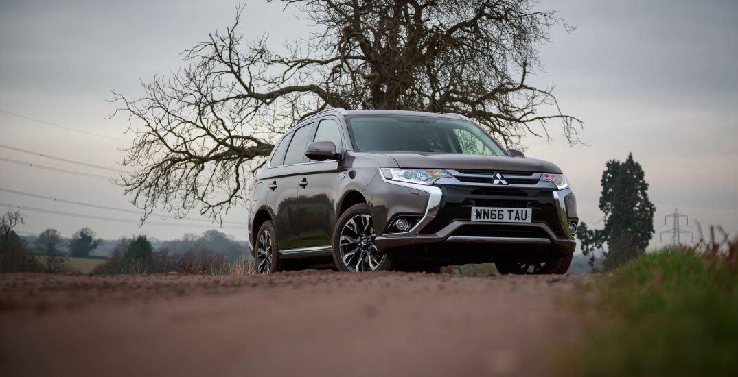 Mitsubishi Outlander PHEV GX3h MY16 Granite Brown PH 34