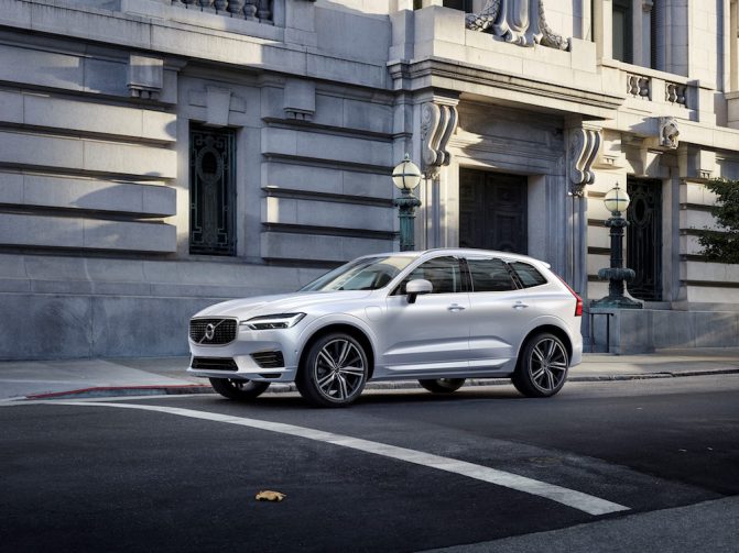 205075 The new Volvo XC60