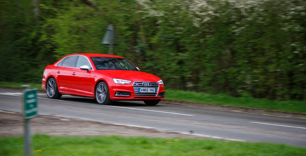 2017 Audi S4 Saloon Red 16