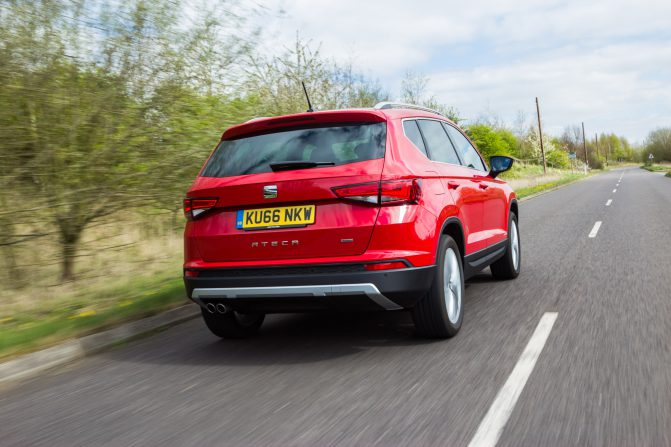 2017 SEAT Ateca Red HR 2