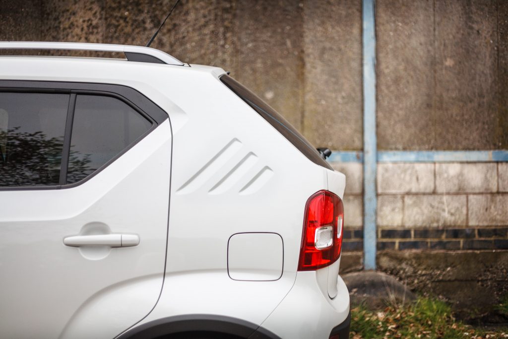 Suzuki Ignis SZ5 4W White HR 6