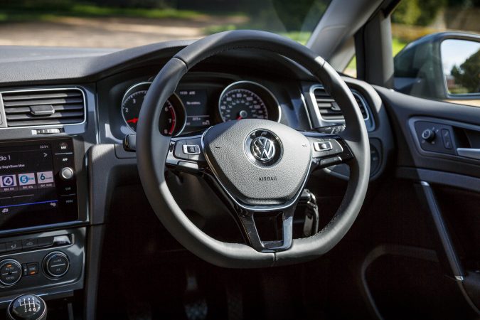  Volkswagen Golf SE Nav 1.0 steering