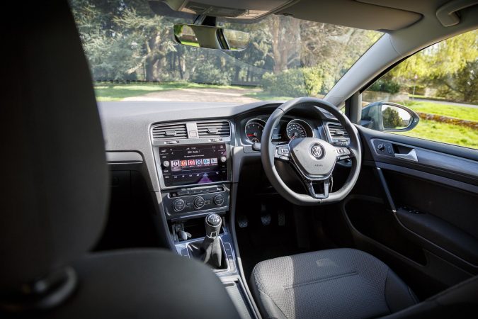 Volkswagen Golf SE Nav 1.0 interior