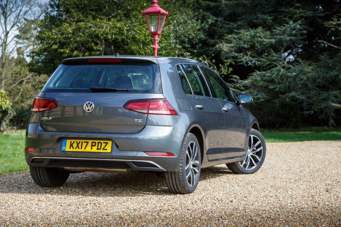 2017 Volkswagen Golf SE Nav 1.0 Review - An Impressive ...