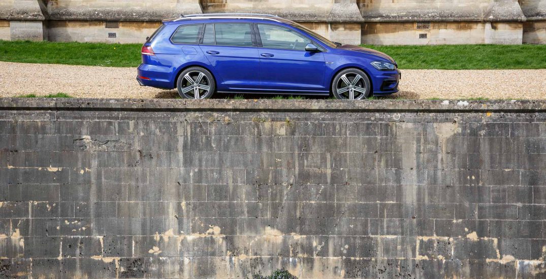 Volkswagen Golf Estate R 2017 22