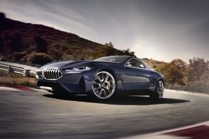 BMW 8 Series 32