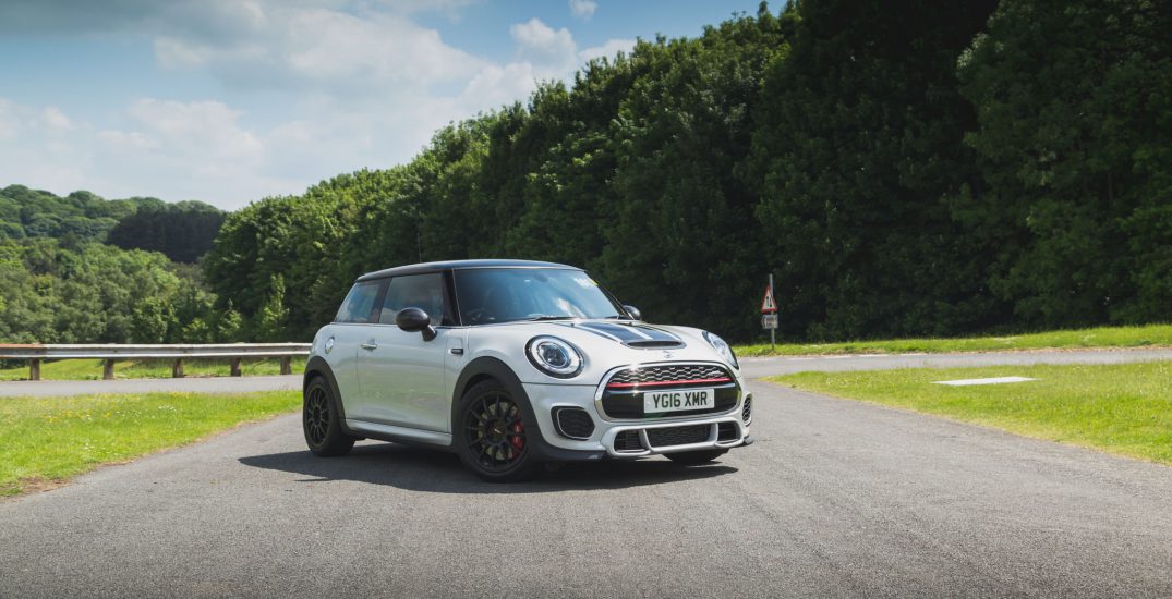 MINI John Cooper Works Challenge 2