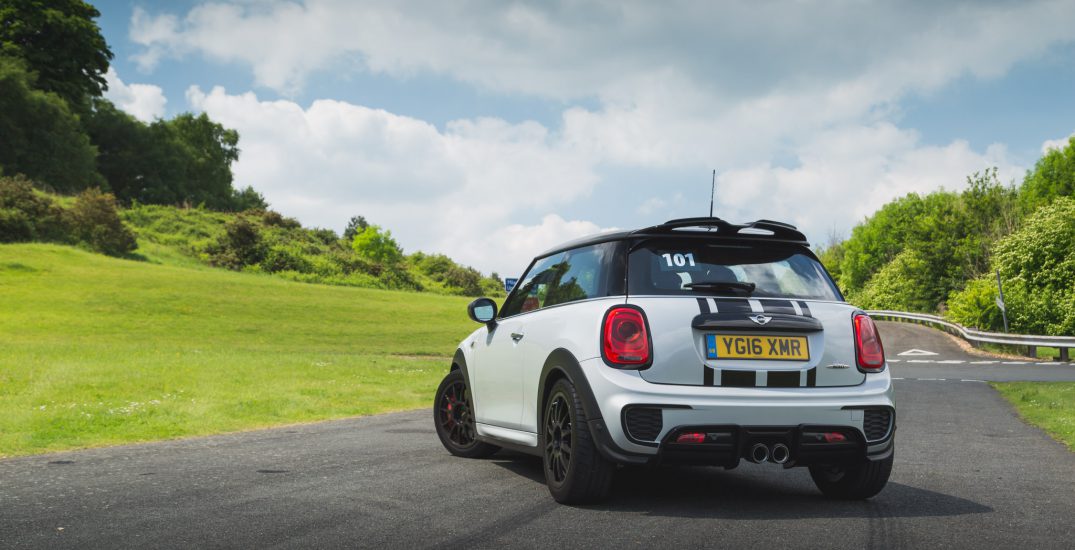 MINI John Cooper Works Challenge 6