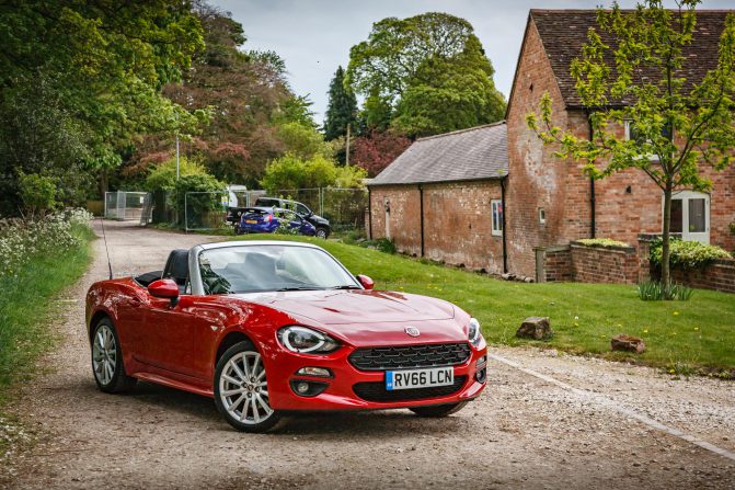 fiat 124 spider HR 10