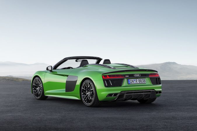 R8 Spyder V10 Plus rear