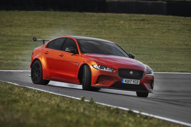 Jaguar XE SV Project 8 9