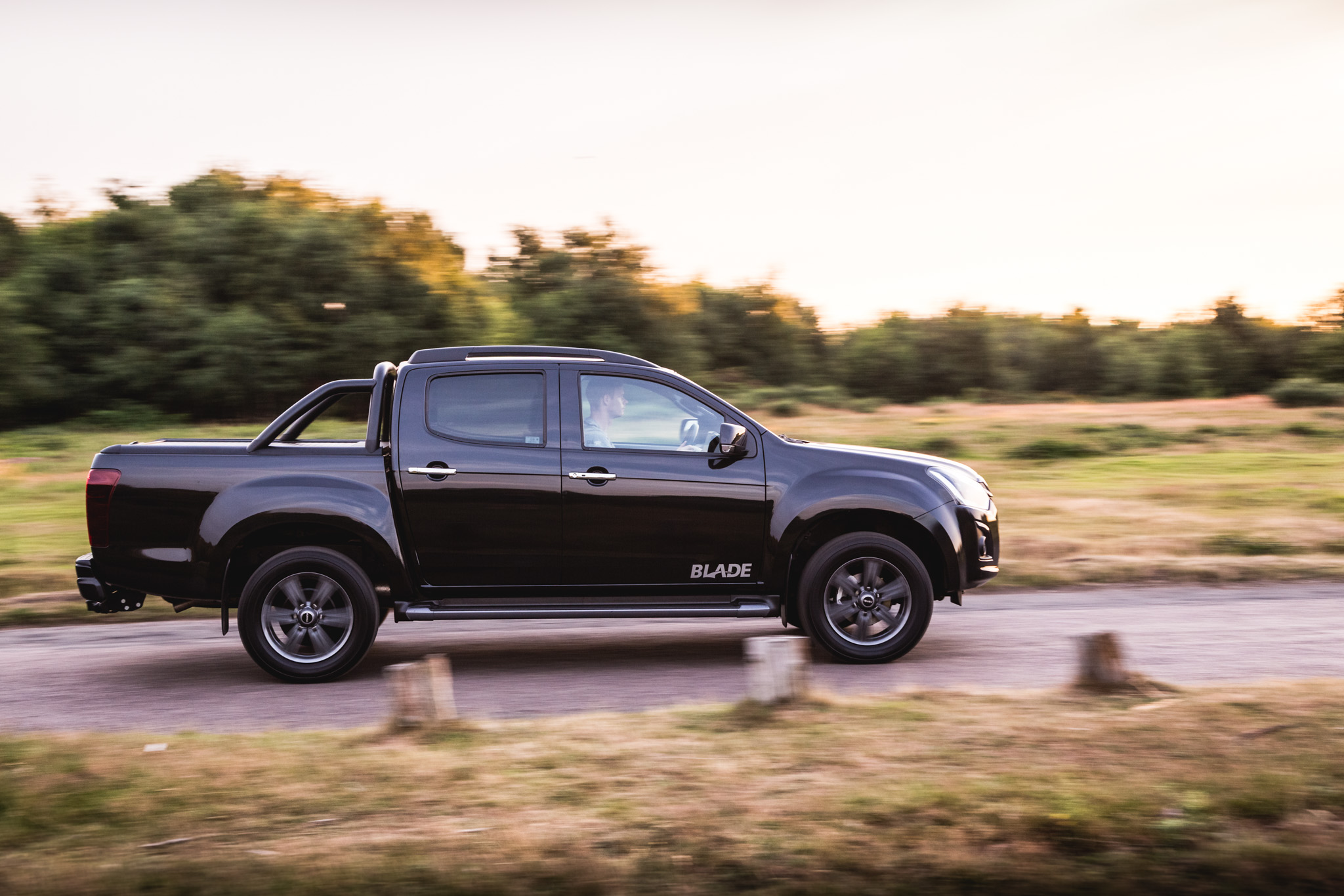 2017 Isuzu D Max Blade Gallery