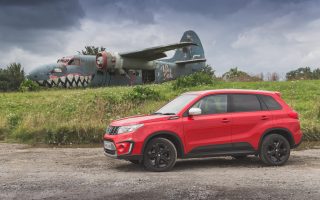 2017 Suzuki Vitara S Red RJ 00009