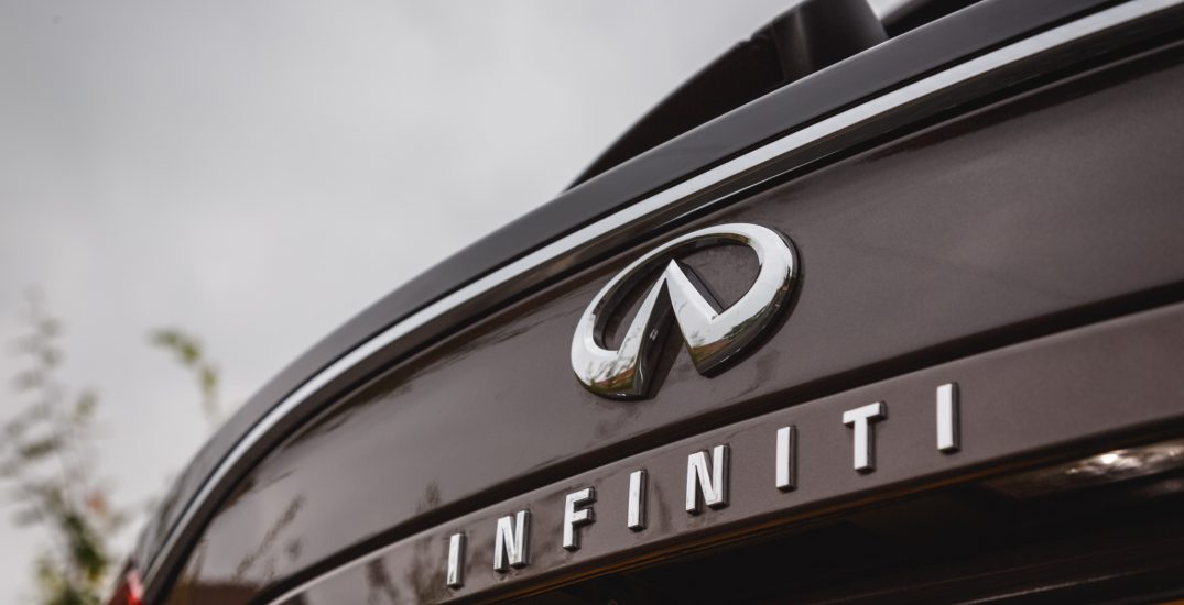 2017 Inifinity QX30 00012