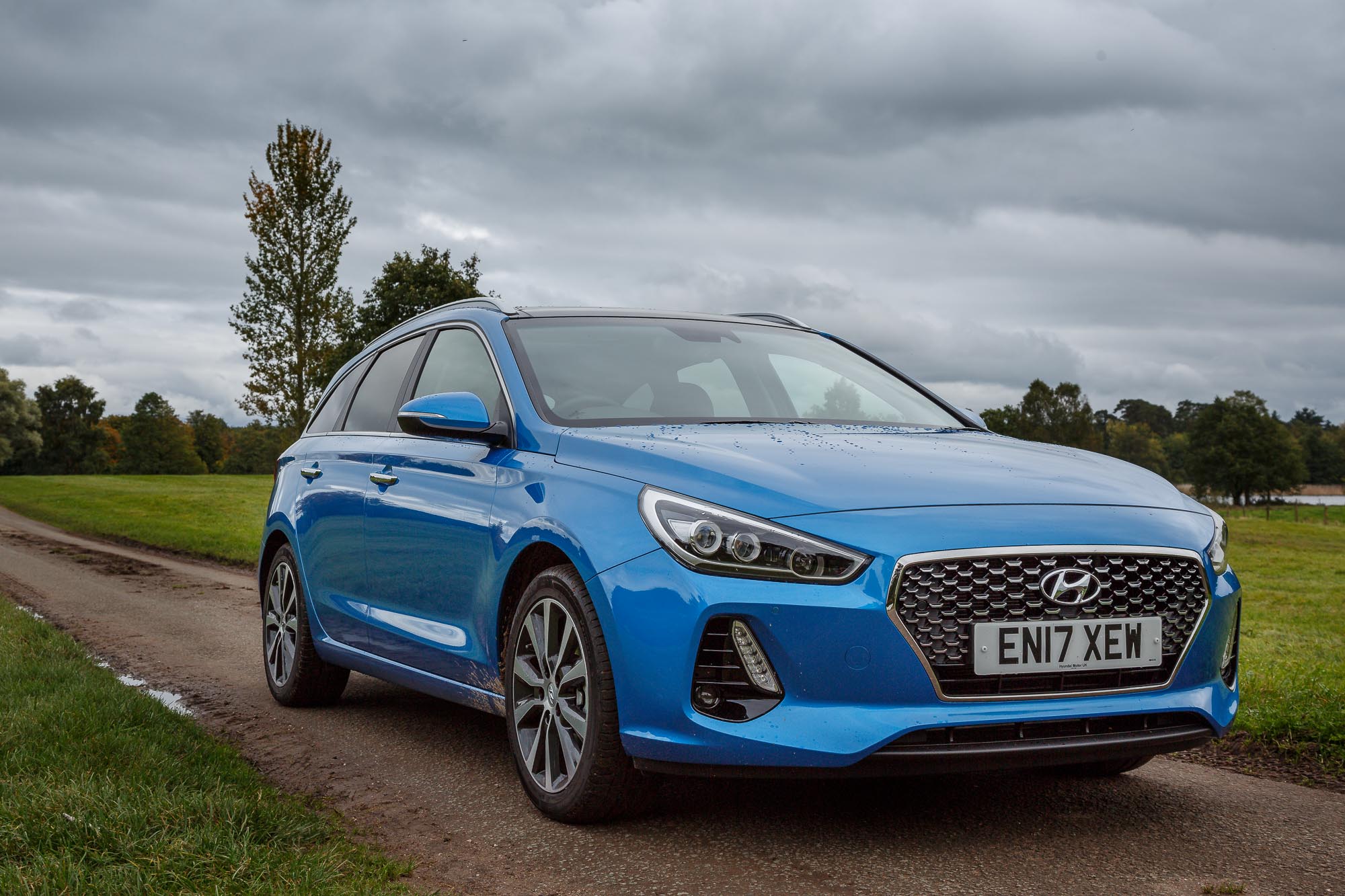 2017 Hyundai i30 Tourer Premium SE Review 🏎️