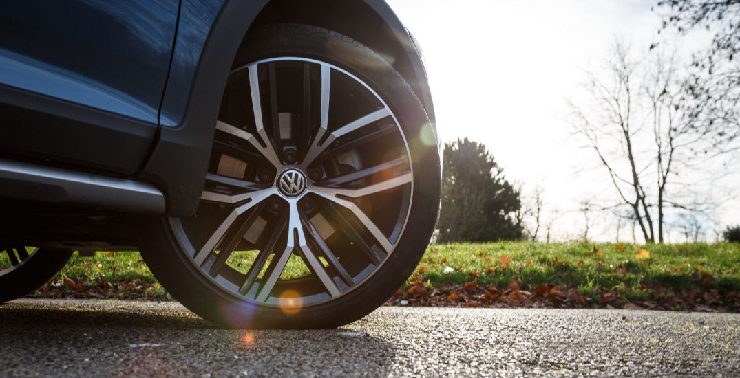 2017 Volkswagen Passat Alltrack 16