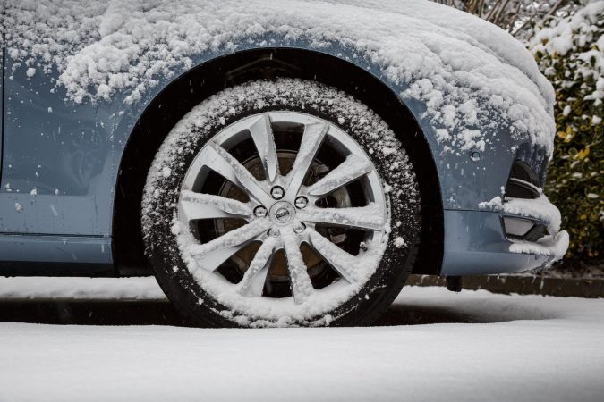 2017 Volvo V90 Front wheel