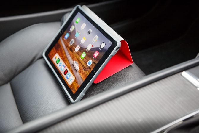 iPad Case Dux STM Goods 0008
