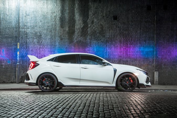 Shoot At Night or Light Painting Civic Type R