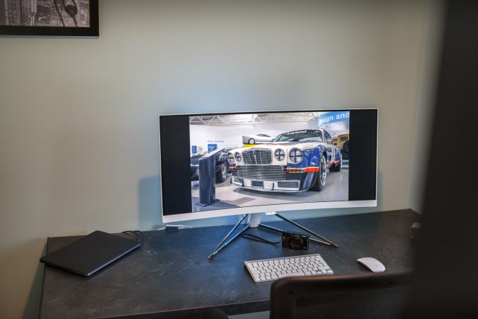 Philips Brilliance Curved UltraWide LCD Display 0022