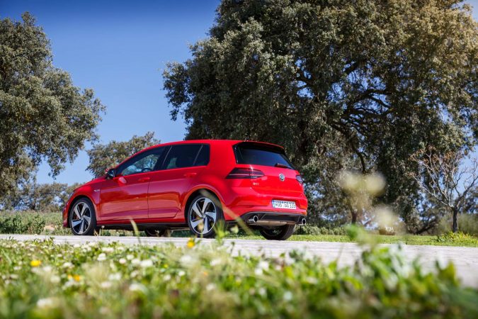 2018 Volkswagen Golf GTI Ascari 27