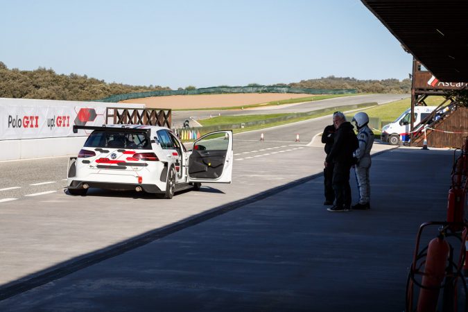 2018 Volkswagen Golf GTI TCR Ascari 4