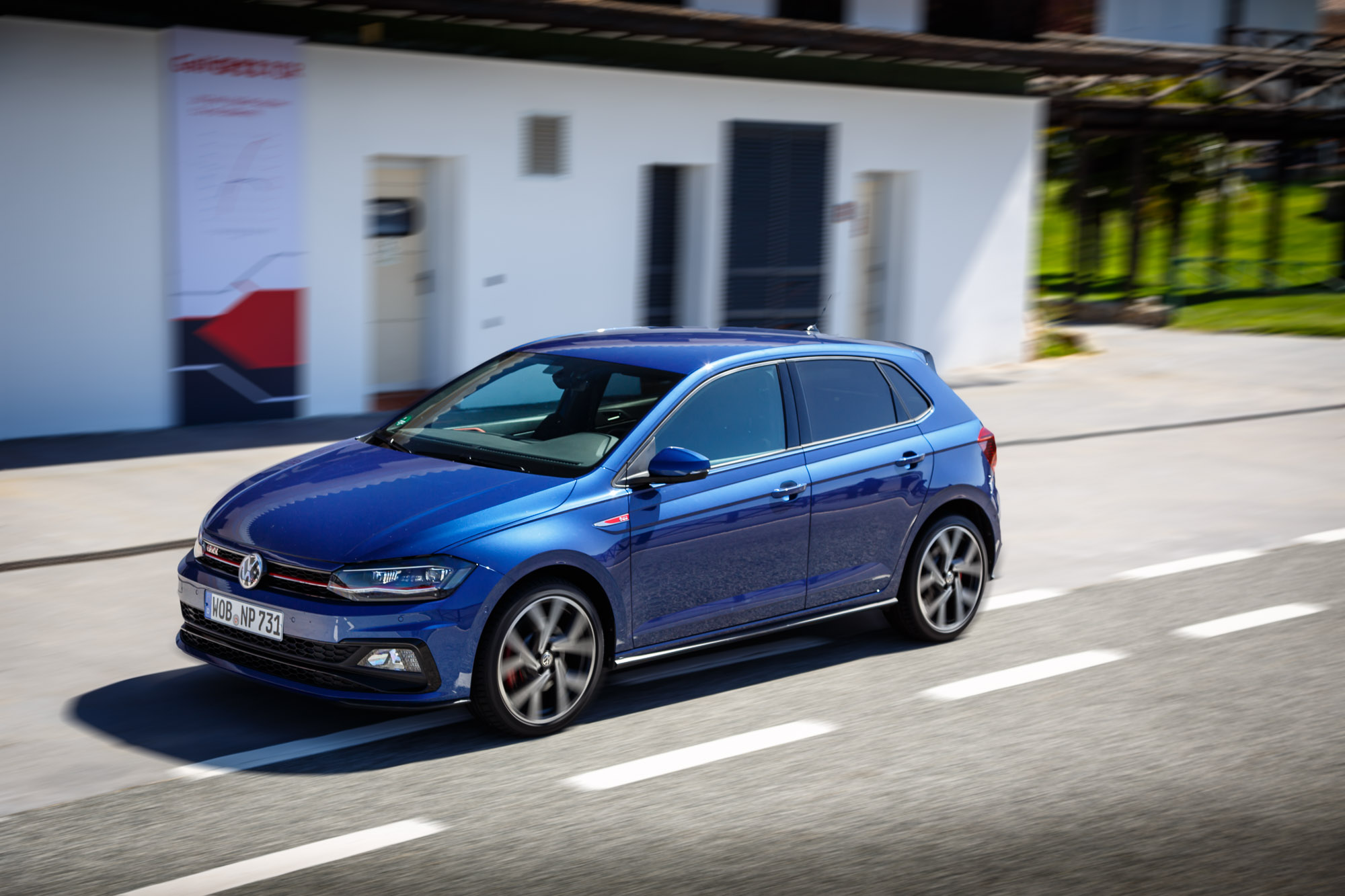 VW Polo синий Reef