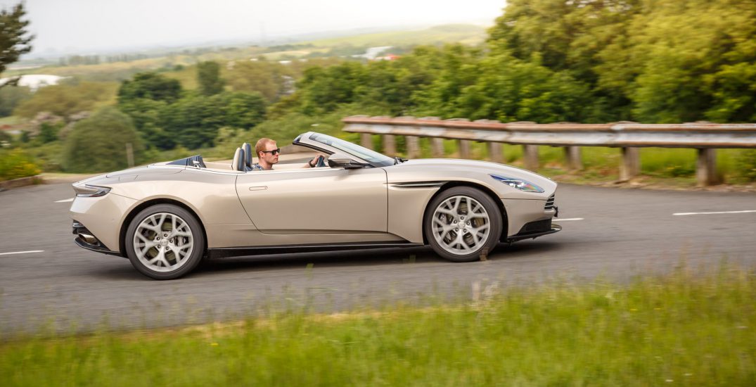 Aston Martin DB11 Volante 0020