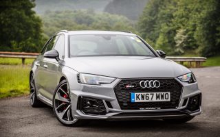 Audi RS4 2018 3
