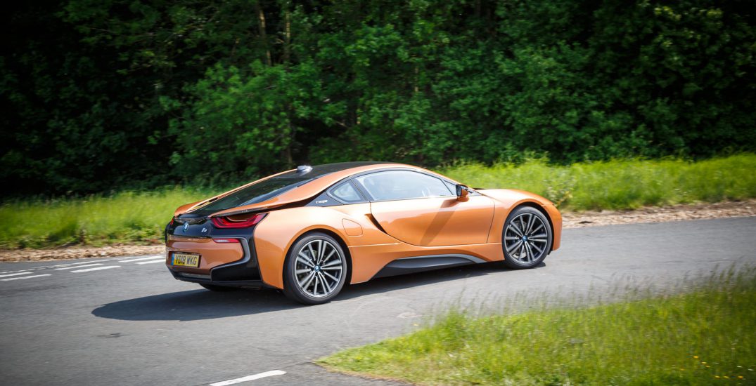 BMW i8 E Copper 25