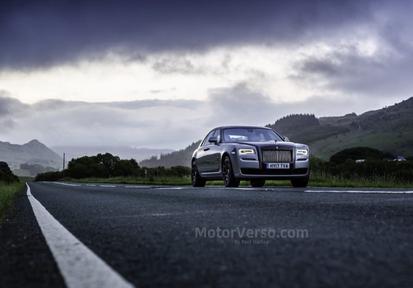 Rolls Royce Wallpaper (Ghost Black Badge HD Desktop & iPhone) Rolls Royce Wallpaper (Ghost Black Badge HD Desktop & iPhone)