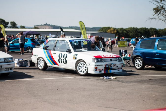 Peugeot 305 GTI rally 