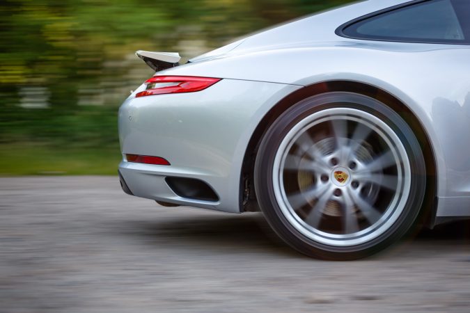 Porsche 911 Carrera - Wheel Spin