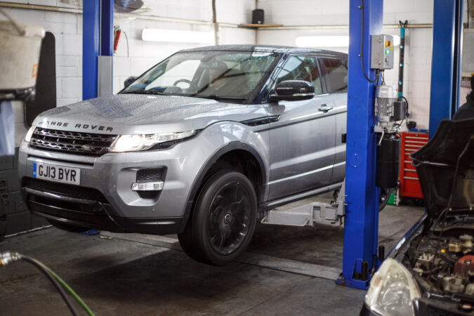 Replacing The Prop Shaft On Land Rover Range Rover Evoque