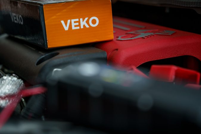 Veko smart battery charger box