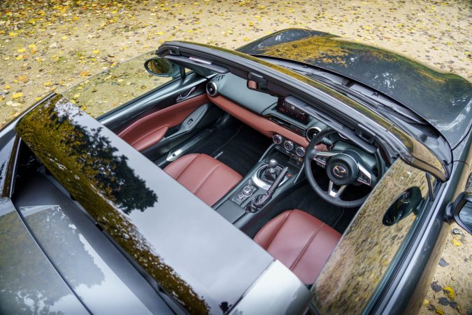 Mazda MX-5 2019 Interior