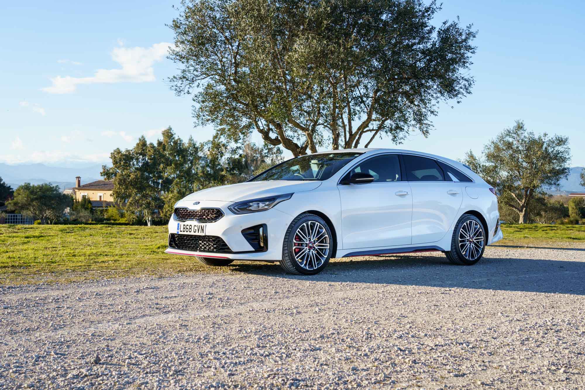 19 Kia Proceed Gt Review