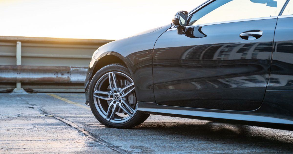 How to store your seasonal vehicle easily with self storage units