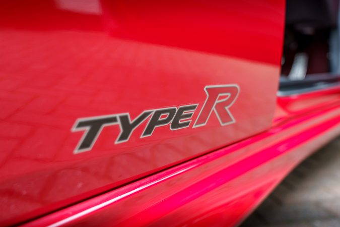 FN2 Type R Badge Side