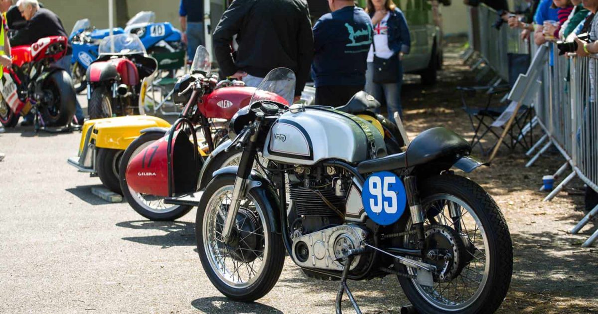 Motorcycle Stopping Distance Compared To Car / Truck Defensive Class