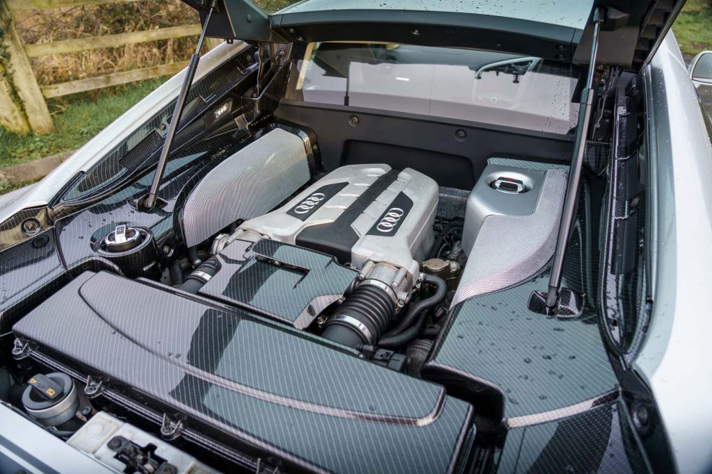 Audi R8 V8 Manual Generation 1 Review