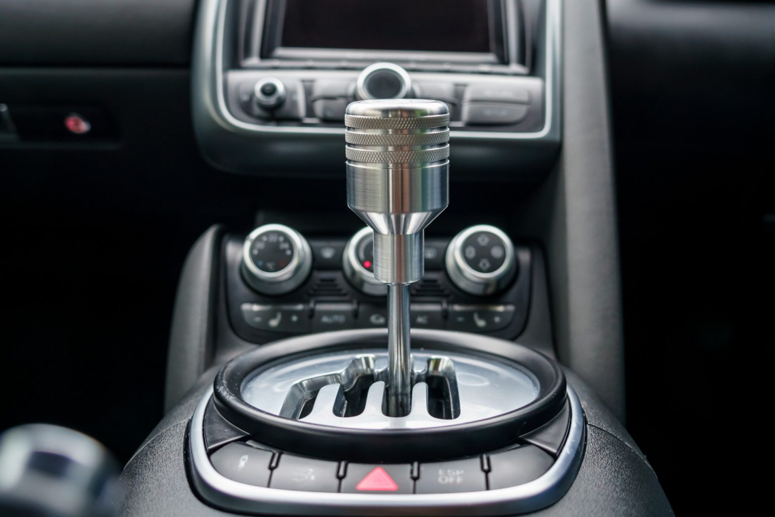 MTech Audi R8 Custom Piston Gear Knob Replacement For R8