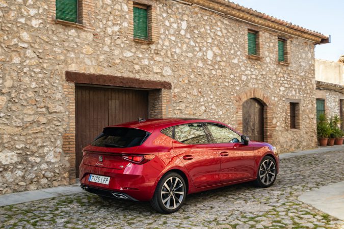 New SEAT Leon 2020 Side