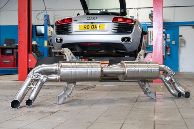 Topgear Audi R8 V8 Valvetronic F1 Exhaust Review