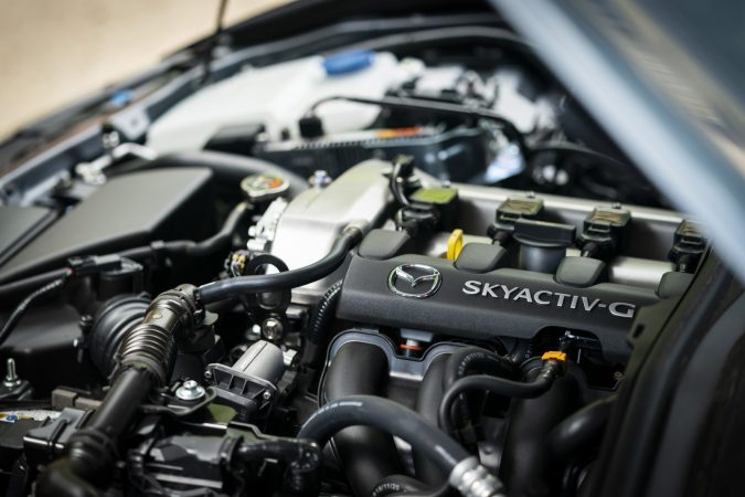 Mazda MX-5 R-Sport engine bay