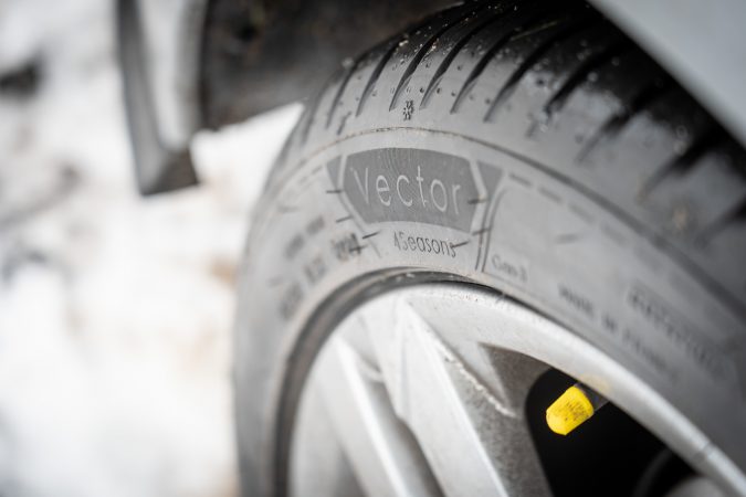 Goodyear Vector 4Seasons Gen 3 Close Up