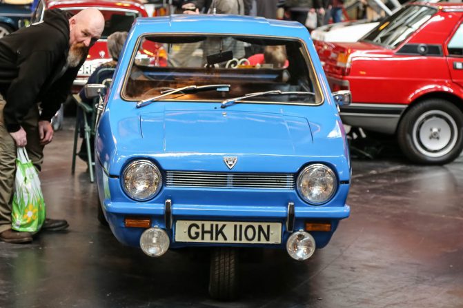 Reliant Robin