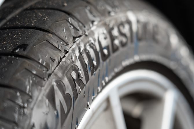 Bridgestone Potenza Sport