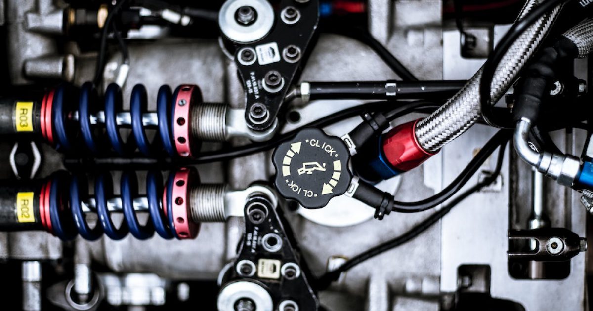 Strut vs Shock Absorber Difference Between Them