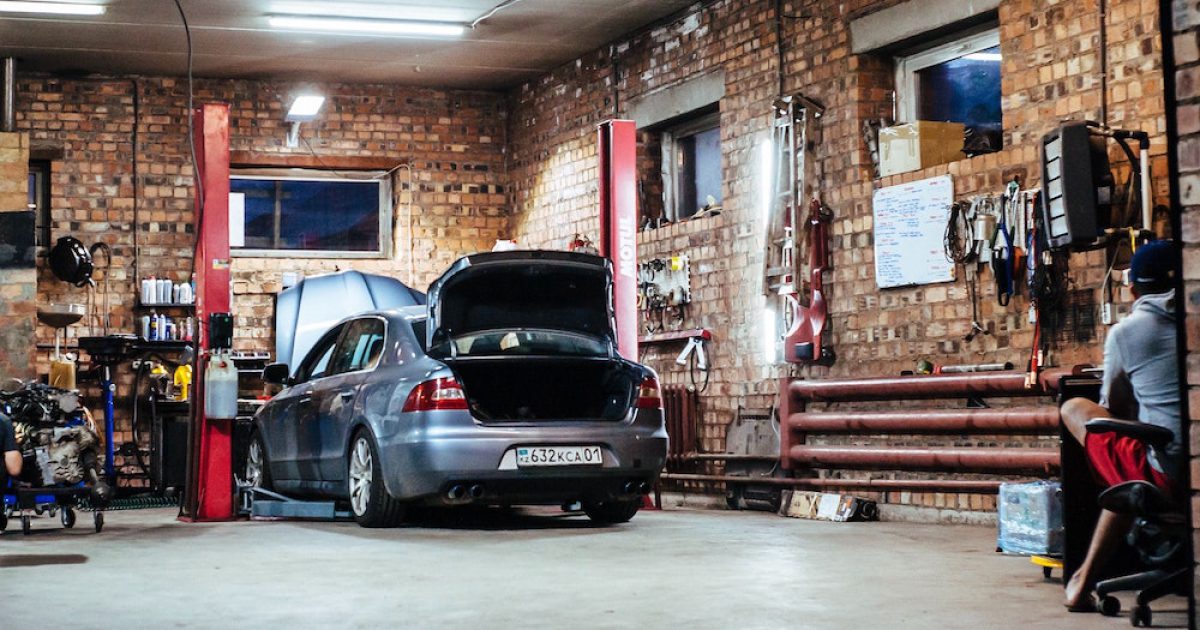 AAMCO Transmission Rebuild Cost 🏎️ How Much Is It?